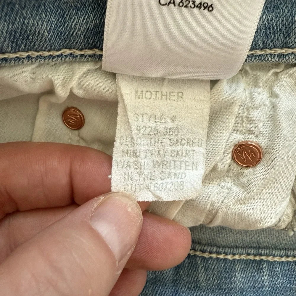 MOTHER The Sacred Mini‎ Fray Skirt Size 27 Written In The Sand Denim Mini Skirt